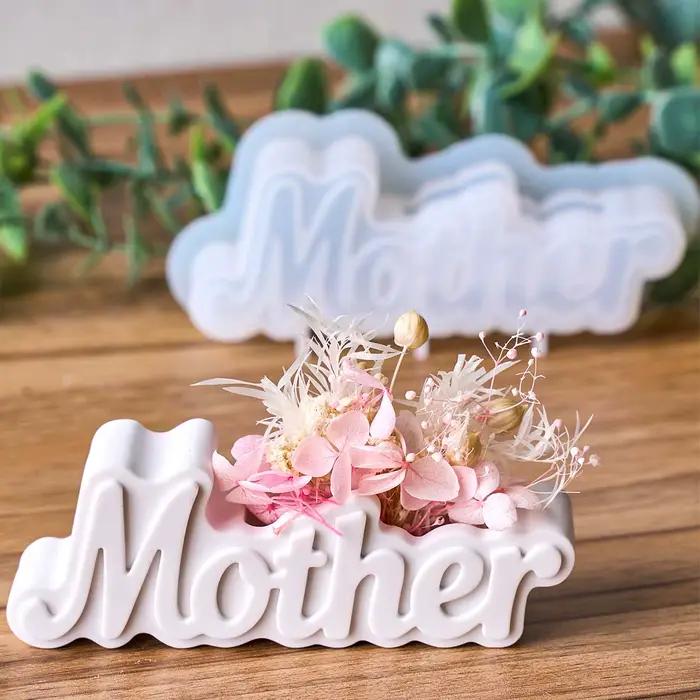 Moule en silicone en forme de vase pour lettres 'Maman'