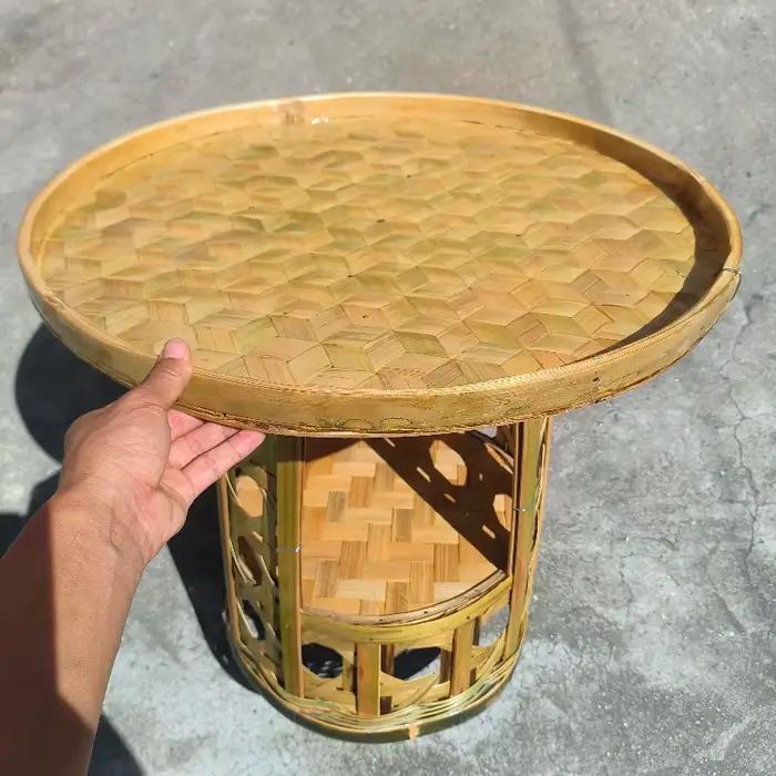 Petite Table à manger ronde faite à la main