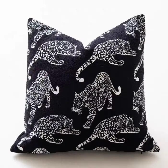 Housse de coussin Jacquard léopard Double face, taie d'oreiller de luxe haut de gamme, noir, blanc, vin, rouge, Design avancé, décoration de maison pour canapé