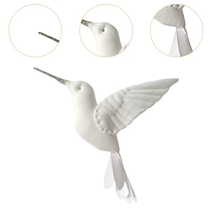 Colibri volant suspendu
