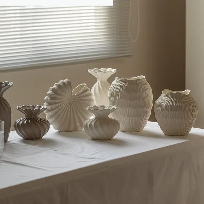 Vase en céramique blanc, pot en terre cuite rustique, pot vintage en forme de coquille, vase à fleurs géométrique fait main, accessoires de décoration pour la maison