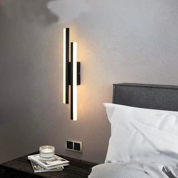 Applique murale LED minimaliste moderne de chevet de chambre principale de chambre de style minimaliste