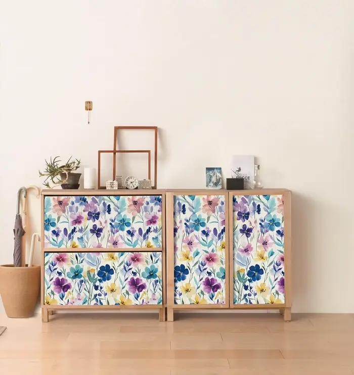 Papier peint auto-adhésif à fleurs colorées aquarelle