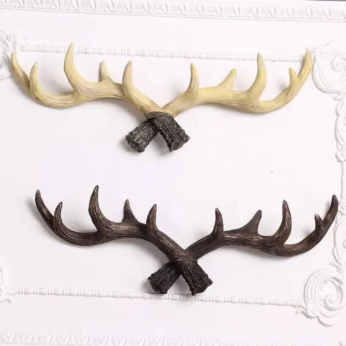 Crochet de décoration en bois de cerf en résine