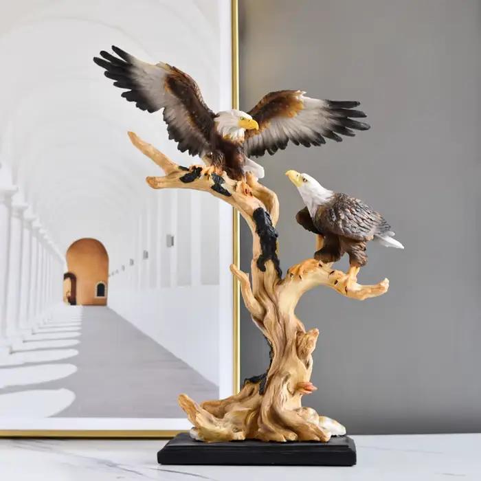 Statues décoratives en résine d'aigle simulé