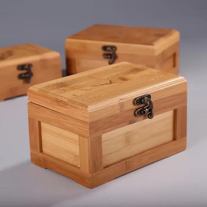 Boîte à bijoux en bambou artisanal