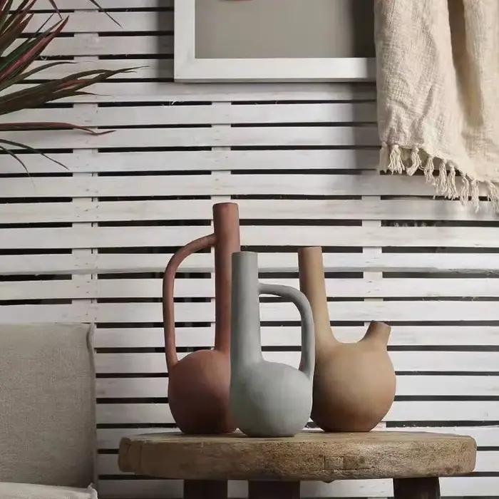 Vase en céramique aux formes géométriques irrégulières, vase à fleurs en grès, artisanat d'art vintage, ornements, accessoires de décoration pour la maison