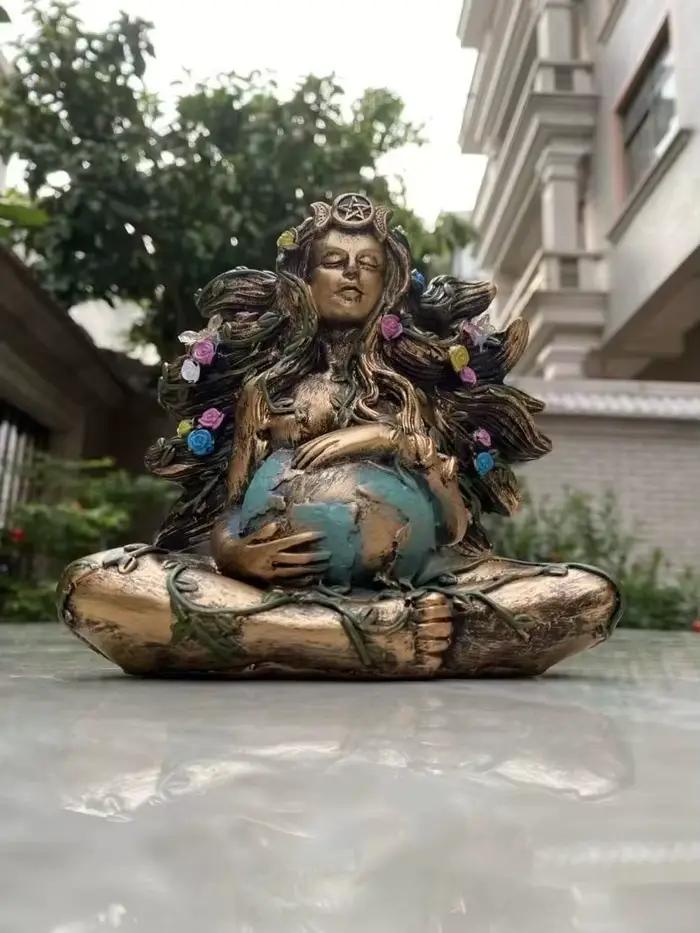 Offre spéciale mère terre Statue Gaia fée avec papillon décor mystique bouddha Figurine déesse guérison Chakra