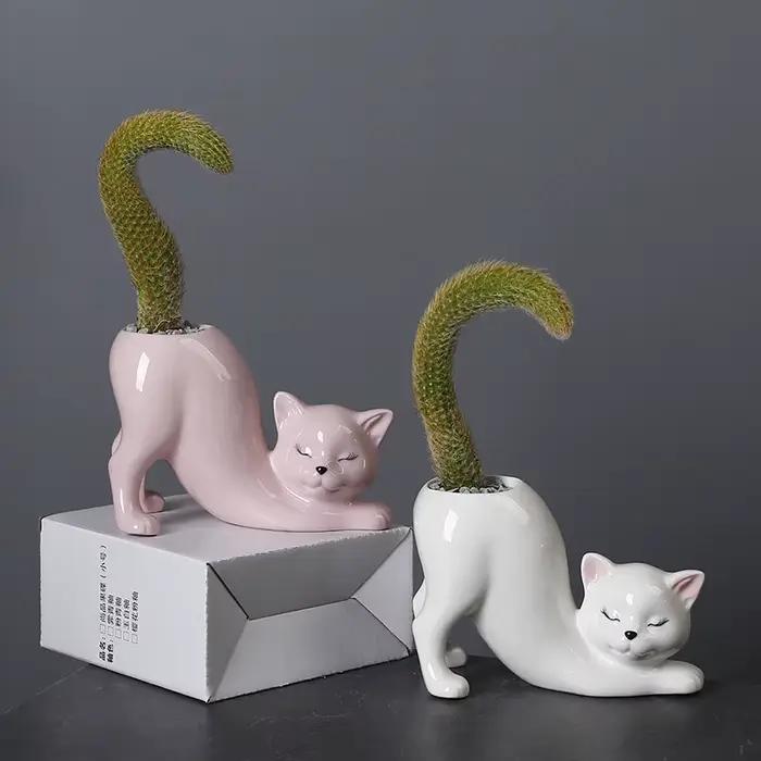 Pot de fleur de chat de dessin animé