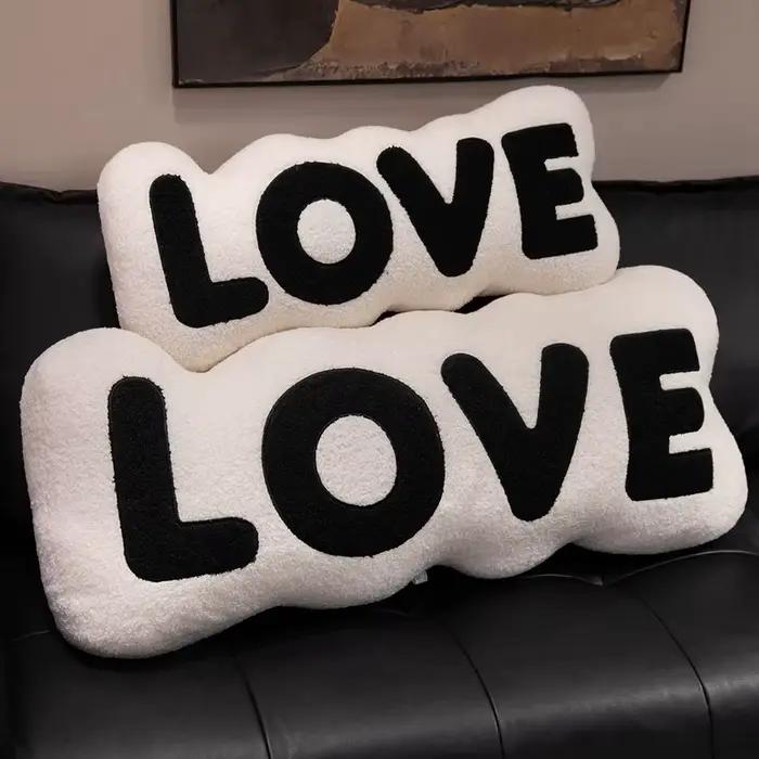 Coussin lombaire en forme de lettre d'amour pour canapé salon Saint Valentin cérémonies de mariage décorations de fête couleur bleu royal gris clair lac bleu rouge clair rouge foncé vert clair
