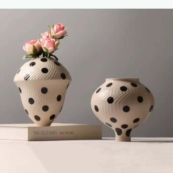 Vase en céramique, pot à fleurs à motif de vagues, artisanat en céramique, accessoires pour arrangements floraux, vase à fleurs, bouilloire