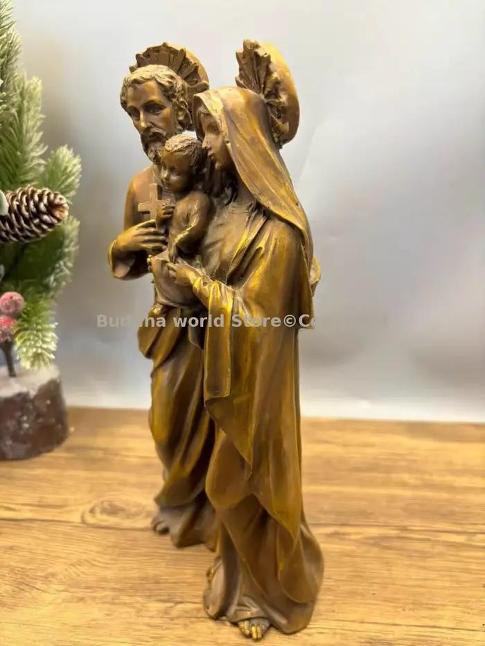 Christianisme catholicisme chrétien bronze sculpture statue religieuse sainte famille cuivre Madonna Mary