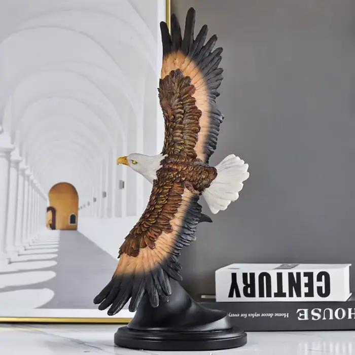 Statues décoratives en résine d'aigle simulé