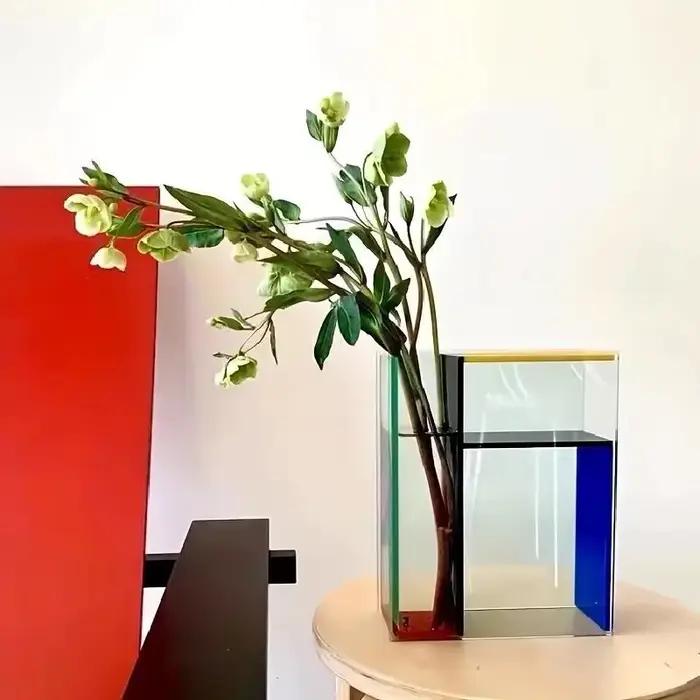 Vase d'art en acrylique Transparent rectangulaire de Style moderne