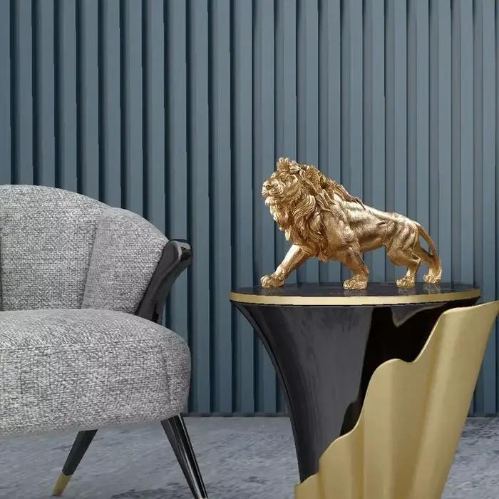 Ornement en résine Roi Lion Doré