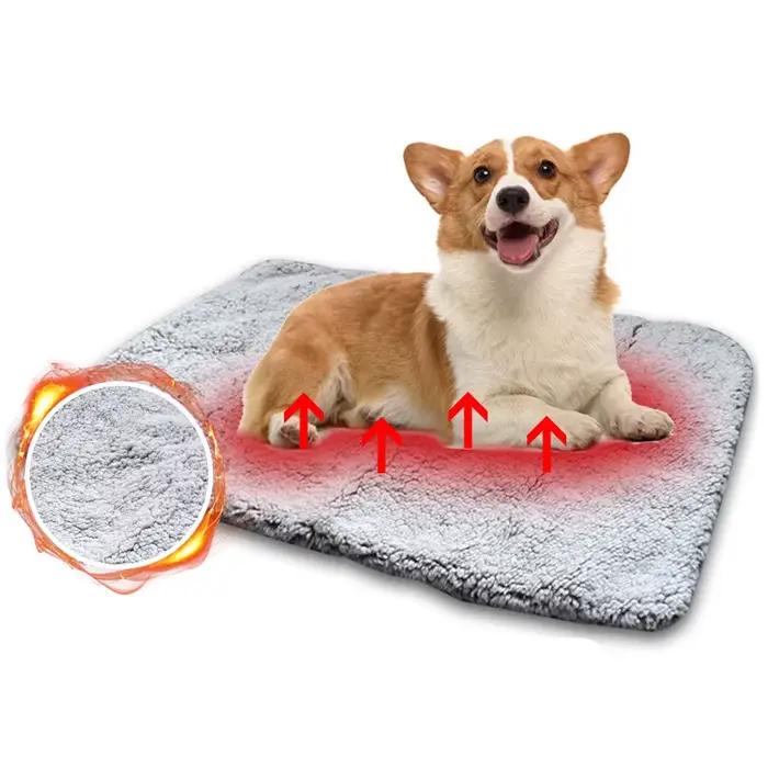 Coussinets auto-chauffants pour animaux de compagnie, couverture pour chiot, coussin chaud, lit réfléchissant, tapis chauffant pour chat, tapis de couchage confortable pour animaux de compagnie, pour