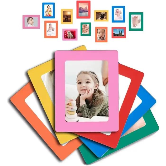 Lot de 12, cadre photo magnétique pour réfrigérateur | Peut contenir des photos de 3,5 x 5 pouces, 2,5 x 3,5 pouces, cadre photo en PVC couleur