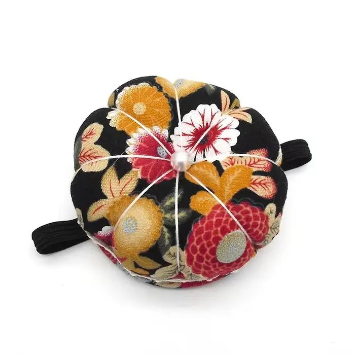 1pc couleur aléatoire forme de citrouille imprimé aiguille porte-coussin Kit de couture bricolage artisanat