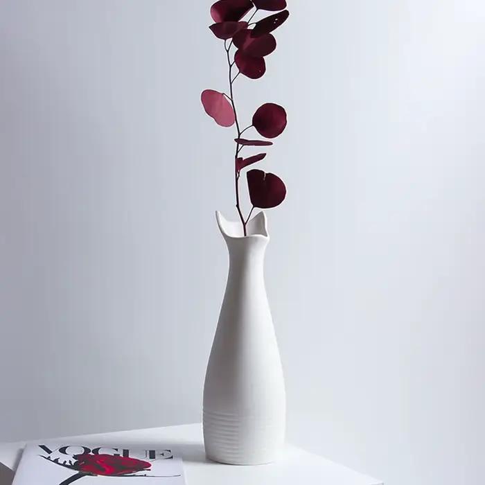 Vases en poterie pour réception de mariage