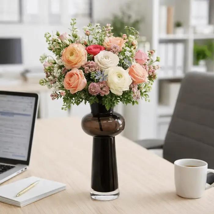 Vase en verre à plis géométriques de style européen