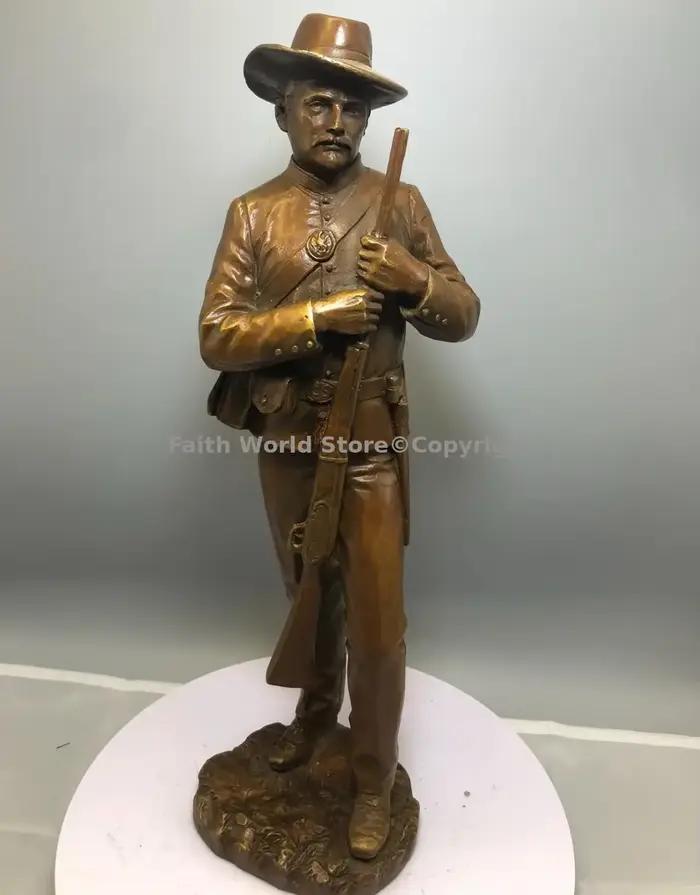 Statue en bronze de mousquetaire français