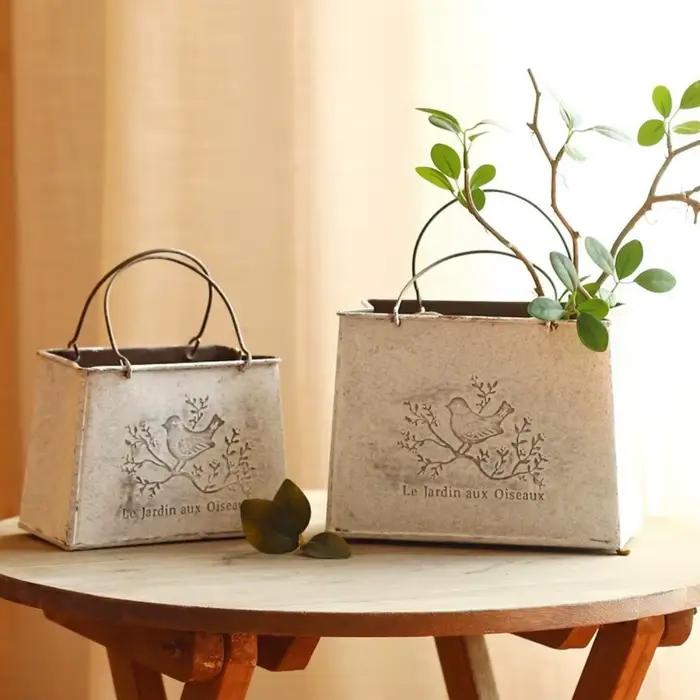 Pot de fleurs vintage effet vieilli en fer forgé résistant à l'usure