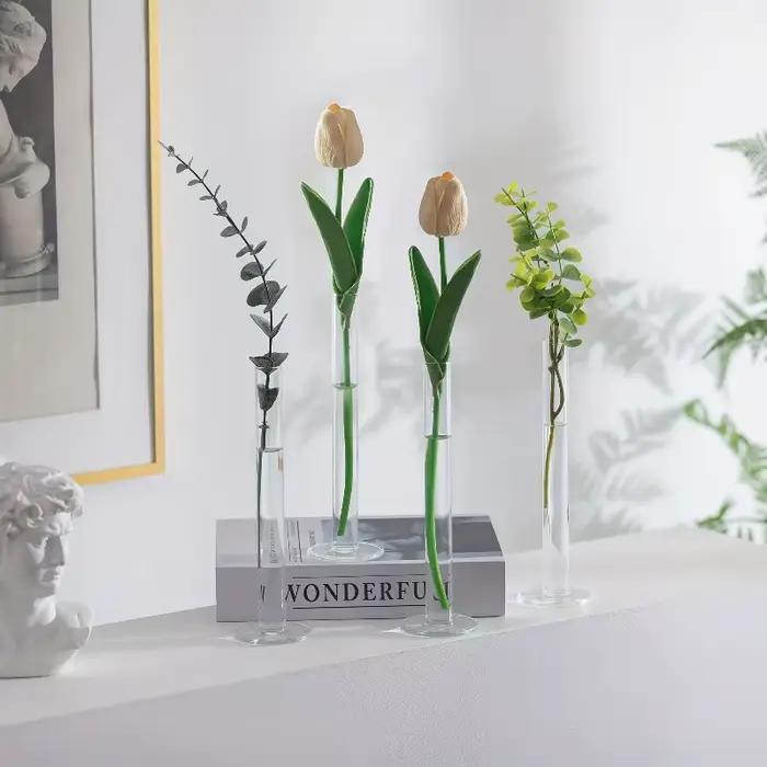 Vases cylindriques en verre droits et fins