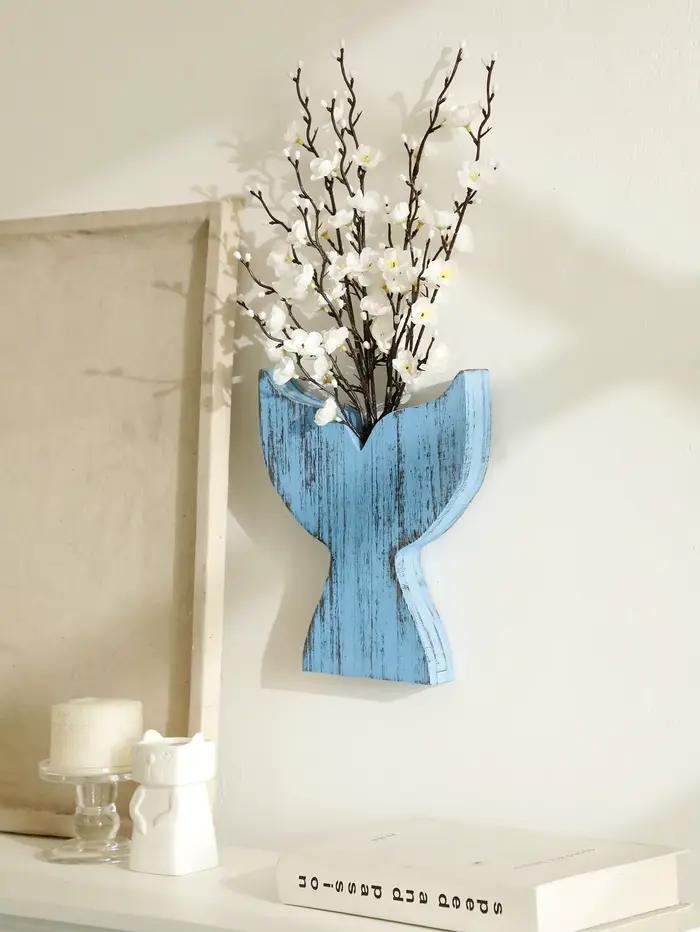 Vase nautique en bois, queue de baleine et planche de surf