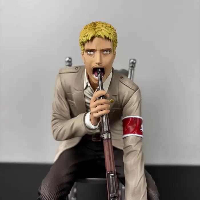 Figurine d'Anime Attack on Titan Reiner, 22 cm, Statue en PVC de Reiner Braun pour la Décoration de Bureau, Modèle de Jouets pour Filles