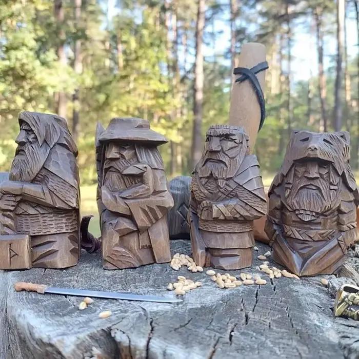 Statue viking en résine Odin Thor Tyr Ulfhednar