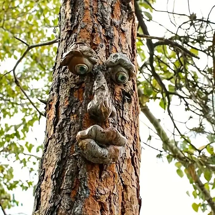 Statues de visage d'arbre d'extérieur