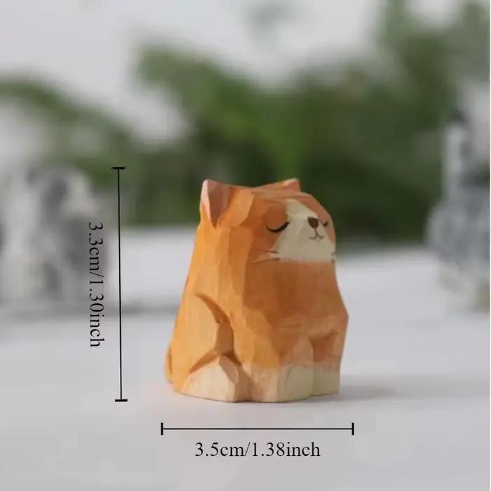Figurine de chaton en bois sculptée à la main