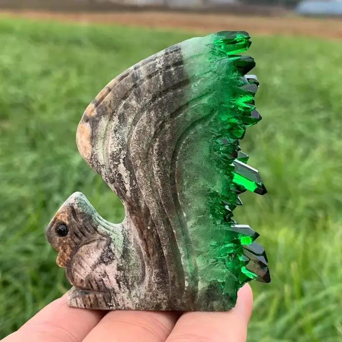 Sculpture d'écureuil en quartz brut vert, spécimen de pierre précieuse naturelle polie, statue d'énergie positive, ornement de table, cadeau pour lui