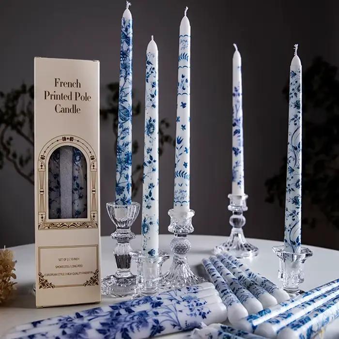 Bougies longues chinoises peintes à la main en porcelaine bleue et blanche