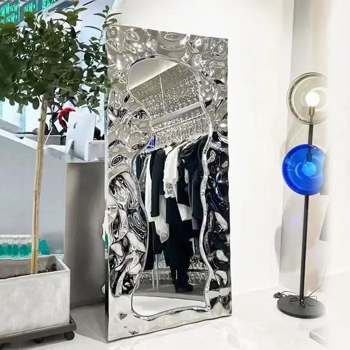 Miroir d'affichage esthétique
