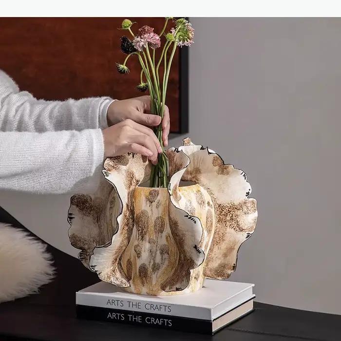 Vase en céramique avec ailes de papillon colorées, décoration de bureau, arrangement de fleurs, fleurs artificielles, vases floraux décoratifs, décoration moderne