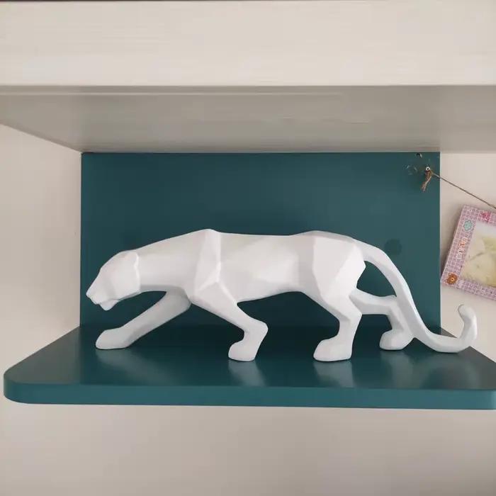 Statue de panthere moderne en resine grande taille style geometrique abstrait pour decoration maison et bureau occasions speciales