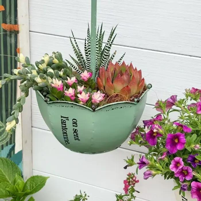 Pot de fleurs suspendu créatif vintage en forme de parapluie, style européen, pour fermes, décoration extérieure en fer forgé