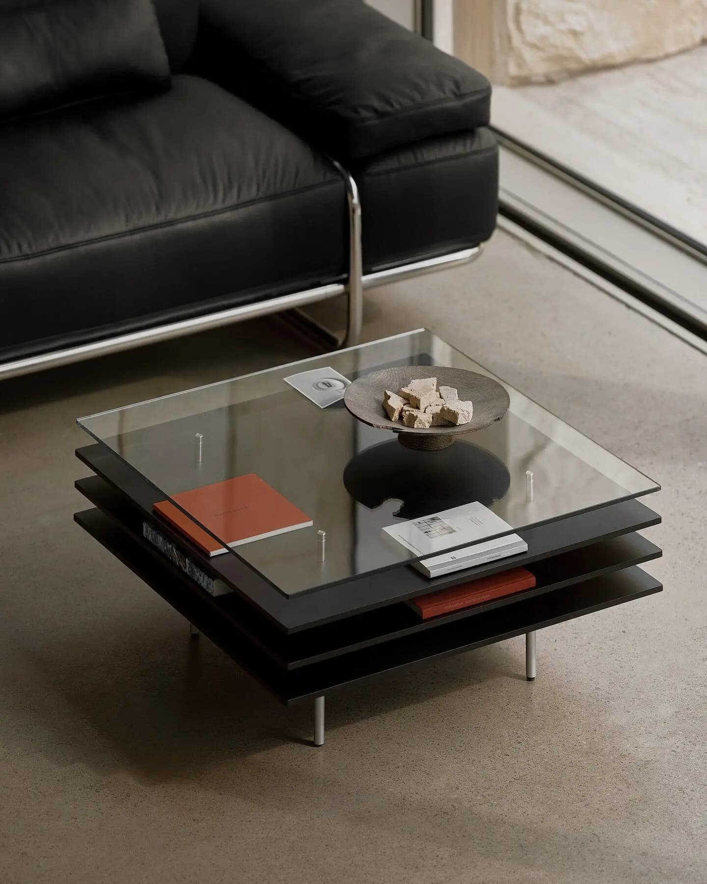 Table basse en verre noir avec rangement pour salon et hôtel, style Art et Nordique
