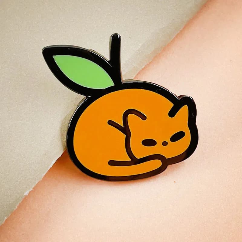 Broche chat Orange en émail, chat de dessin animé et Orange, fruits créatifs, Animal, accessoire pol