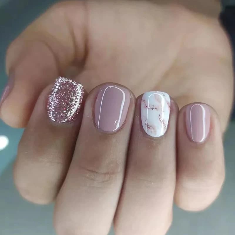 24 pièces d'ongles courts français brillants à paillettes avec 1 gel de gelée et 1 lime à ongles