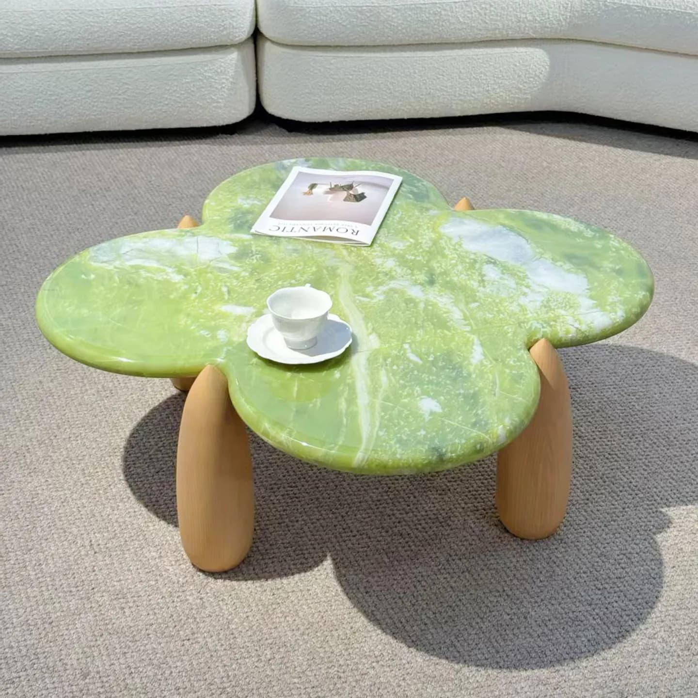 Tables basses colorées en bois, style nordique, design irrégulier, tables basses italiennes, art et