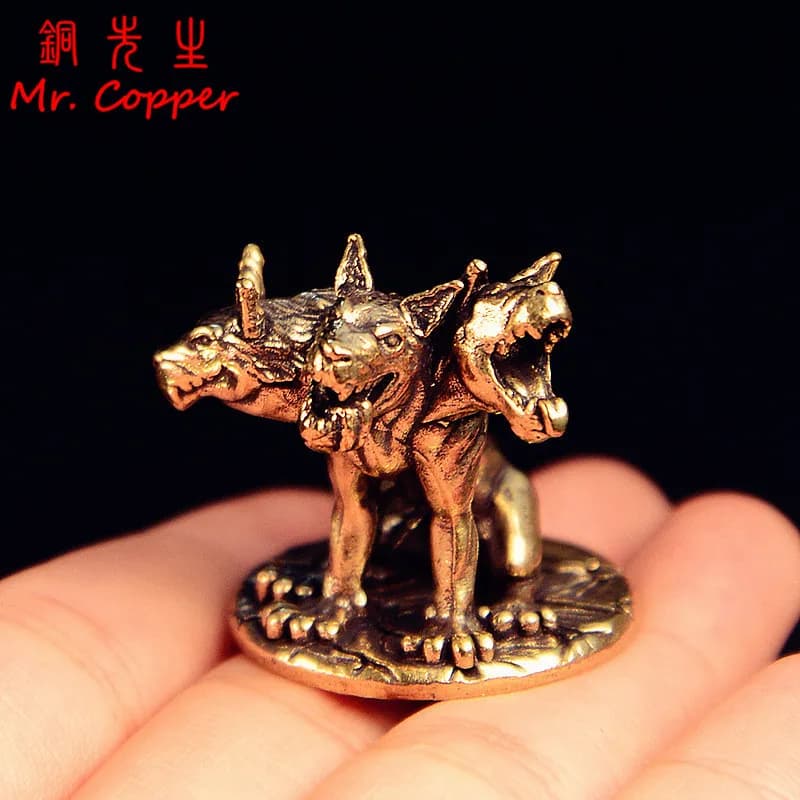 Figurines miniatures de chien à trois têtes en laiton, petite statue d'animal mythologique, ornement