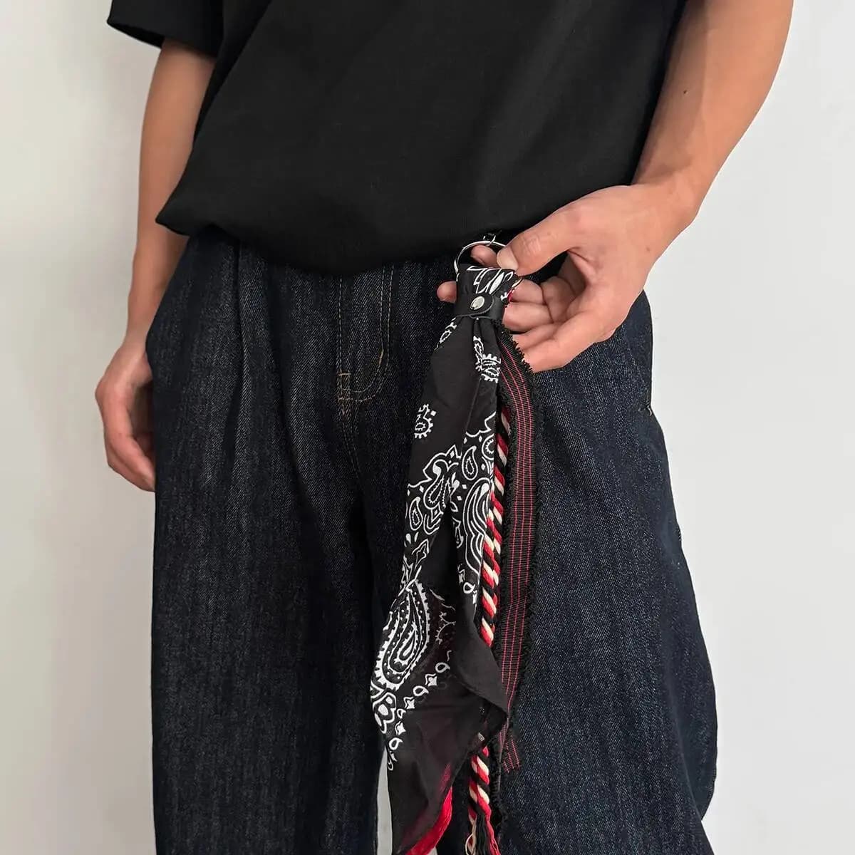 Lacteo 2Style HipHop Rock ruban foulard porte-clés en métal tendance sac à dos pendentif mouchoir po