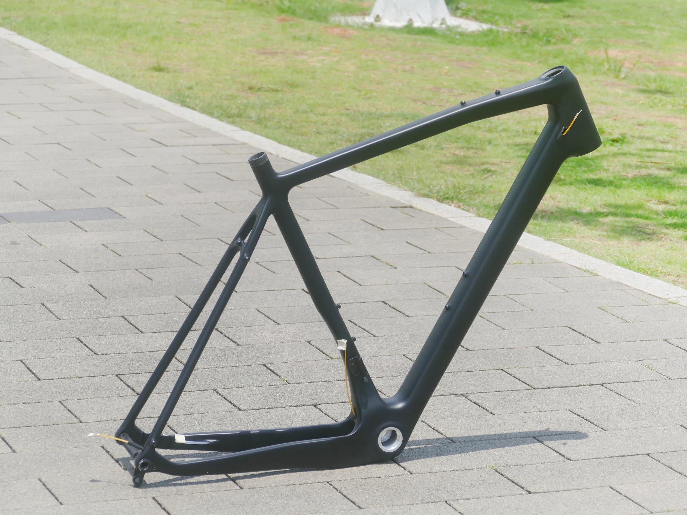 Cadre FE-02 uniquement : cadre de gravier à montage plat pour vélo de gravier mat UD entièrement en