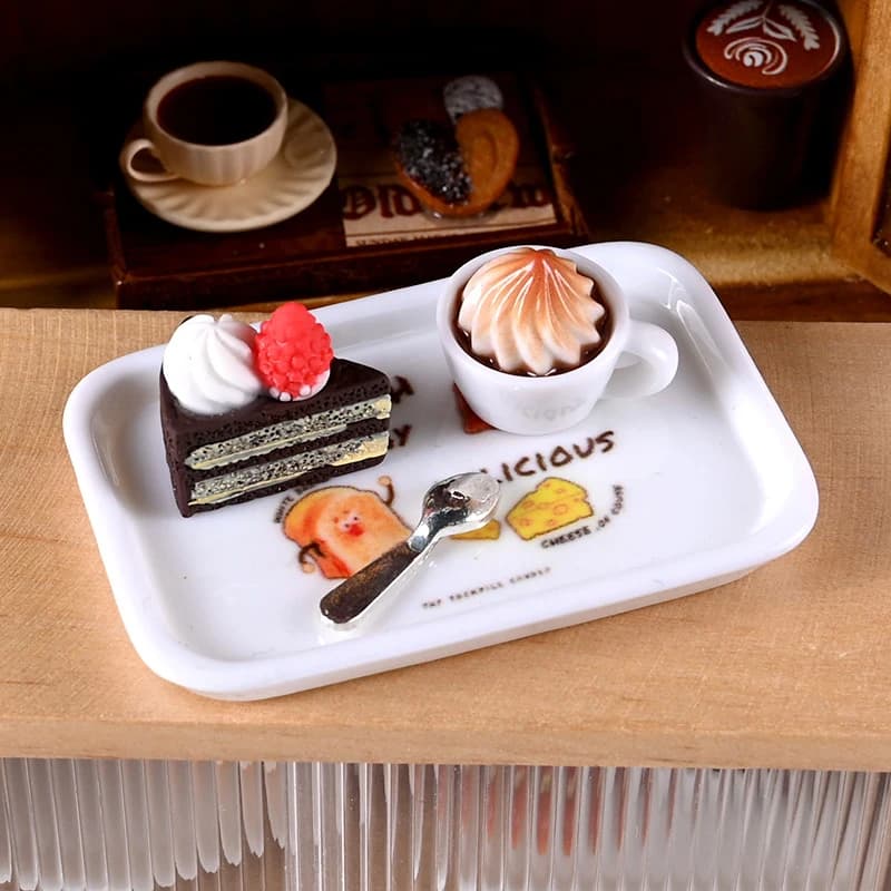 Accessoires pour maison de poupée pour enfants: 1:12, modèle alimentaire Miniature, gâteau, fourchet