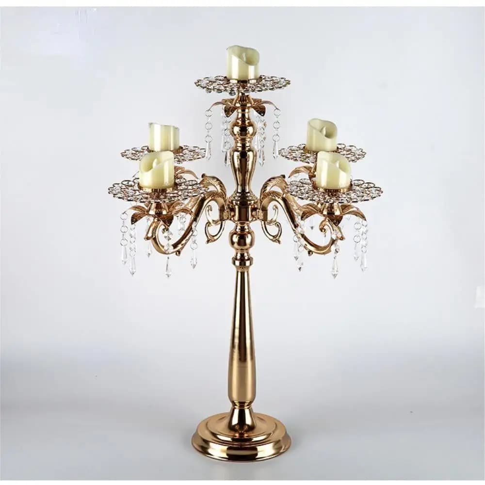 Bougeoirs à 5 bras, candélabres en métal doré, bougeoirs délicats avec pendentifs en cristal, décor d'événement de fête de mariage et de noël