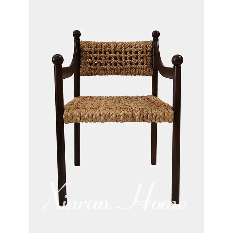 Chaise de salle à manger en rotin et bois massif pour personnes d'âge mûr, fauteuil design rétro haut de gamme, fauteuil d'art de luxe léger, chaise de loisirs en rotin pour la maison