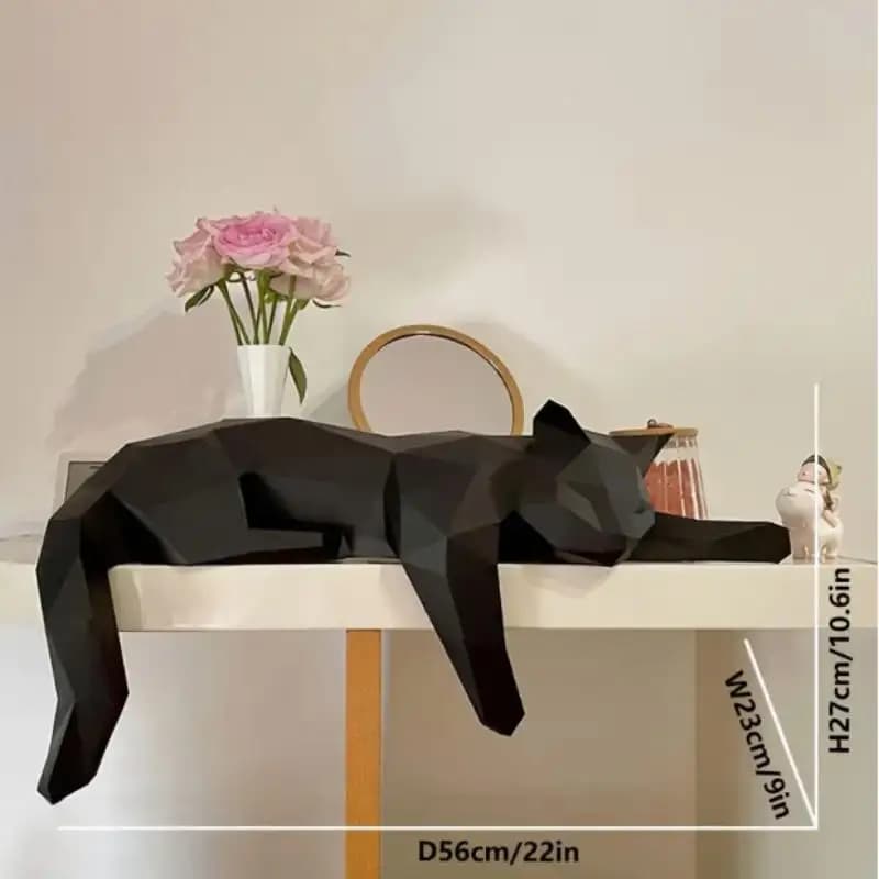 Statuette de chat abstrait noir et blanc pour une touche moderne à votre décoration de bureau